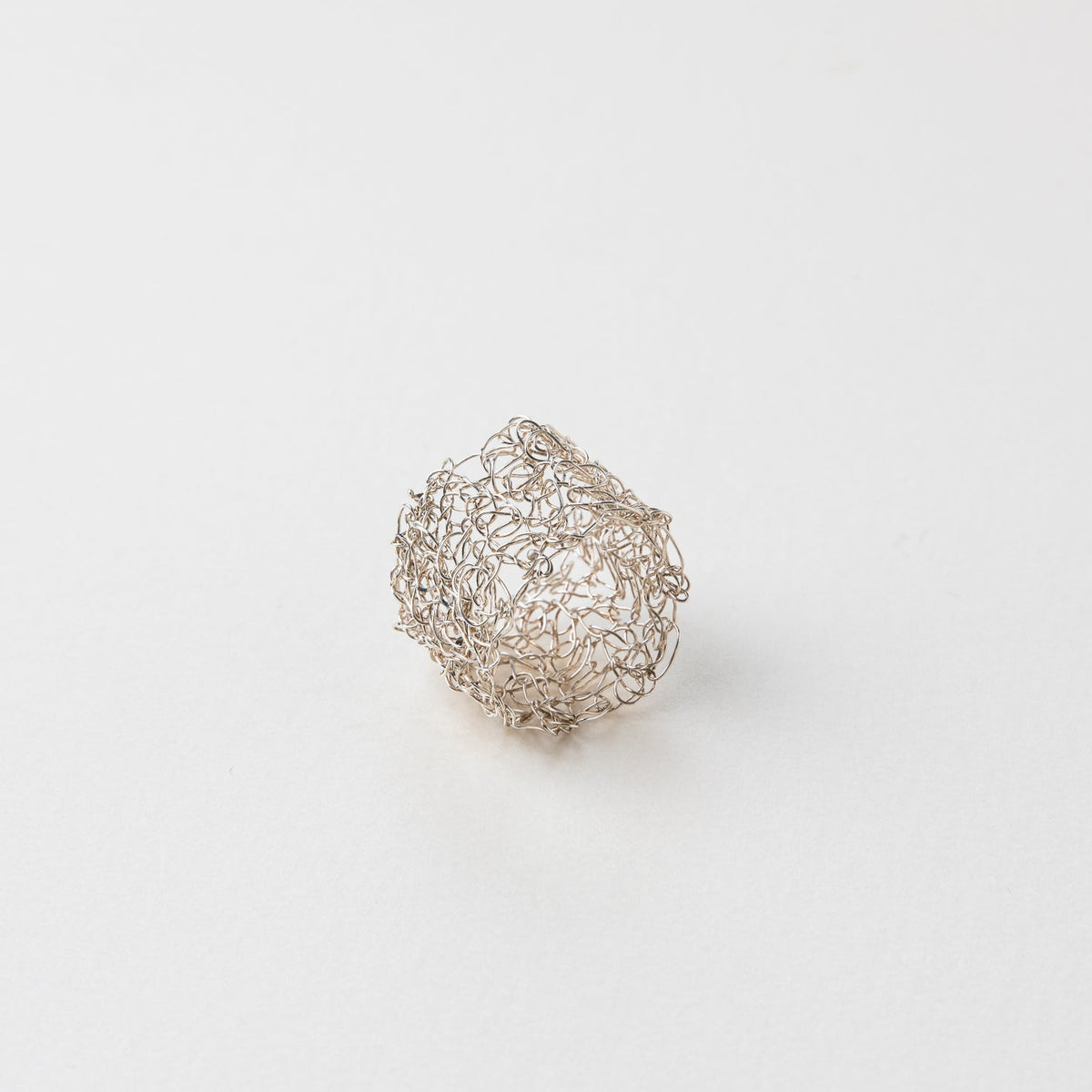 ARIA 930 | Anello in argento puro lavorato a uncinetto