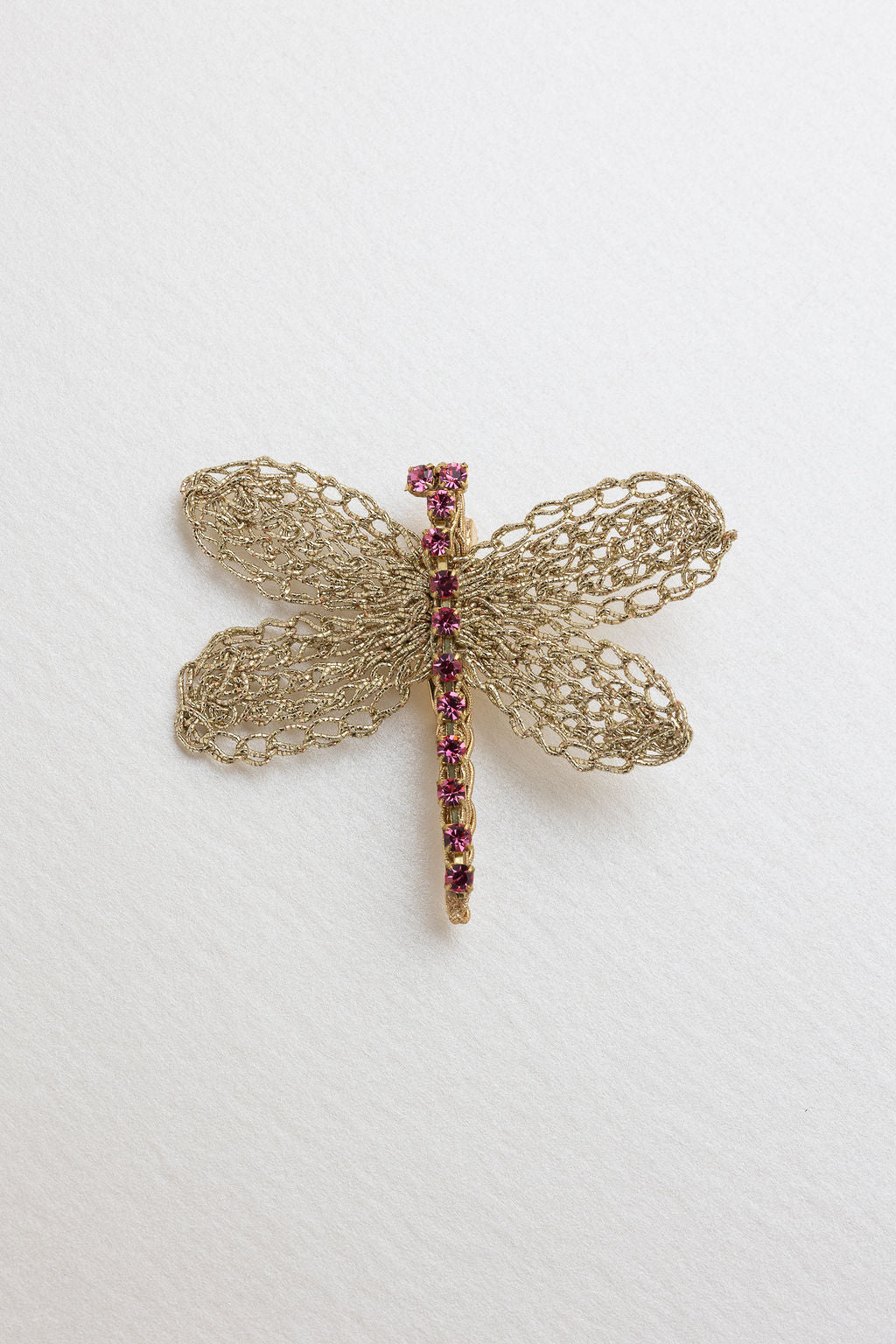 Spilla Dragonfly - Spilla Artigianale all'Uncinetto con Strass